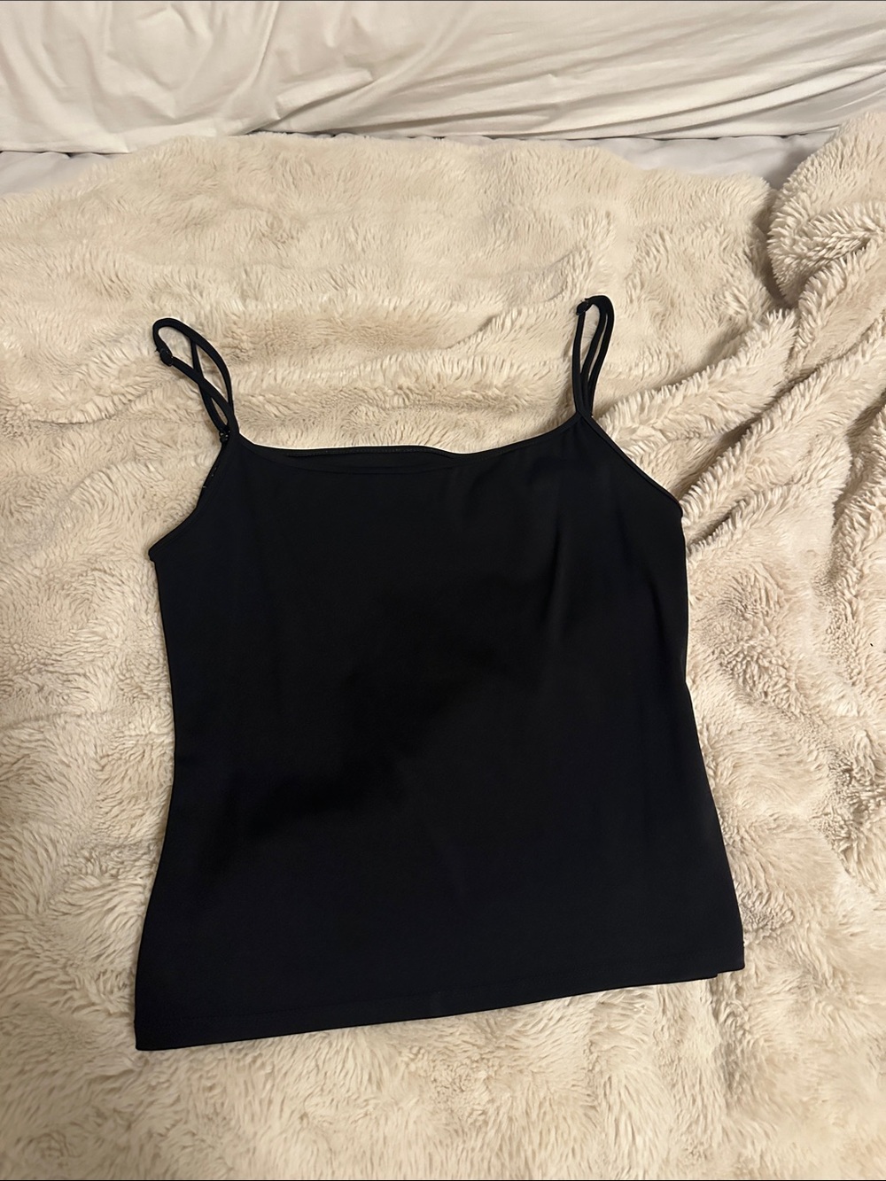 Urban plain black tank top